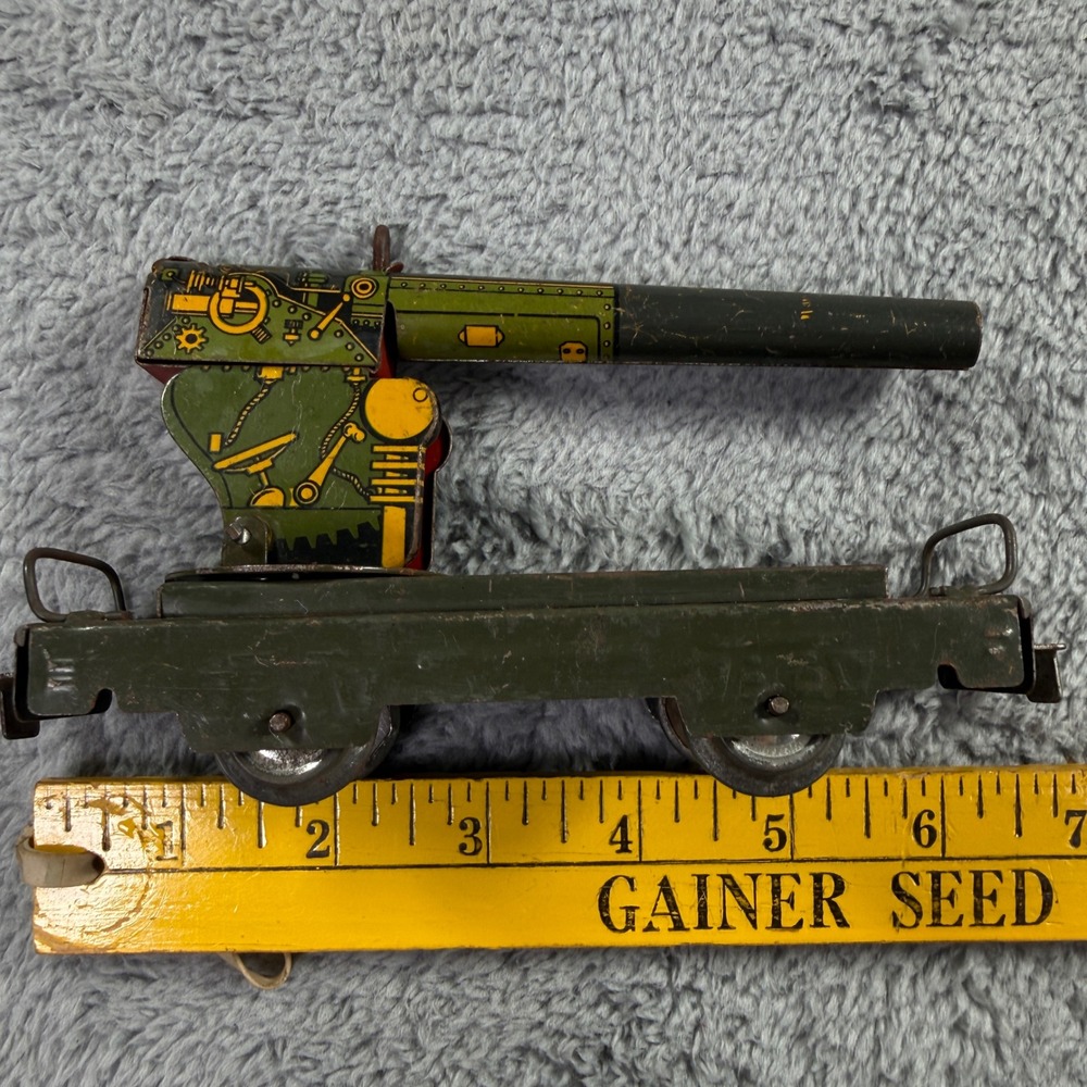 Vintage Tin Litho Military Cannon Railway Car Toy Artillery Train Flatbed Olive